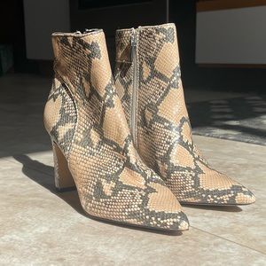 Steven By Steve Madden Jenn Snakeskin Ankle Bootie Size 8 NWOB